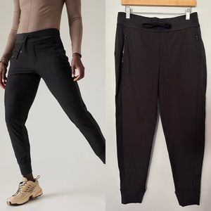 Athleta Headlands Hybrid Trek Joggers in Black